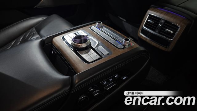 Kia K9 2022 — photo 25