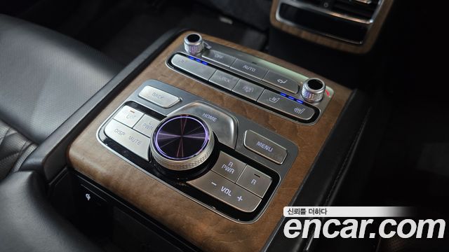 Kia K9 2022 — photo 31