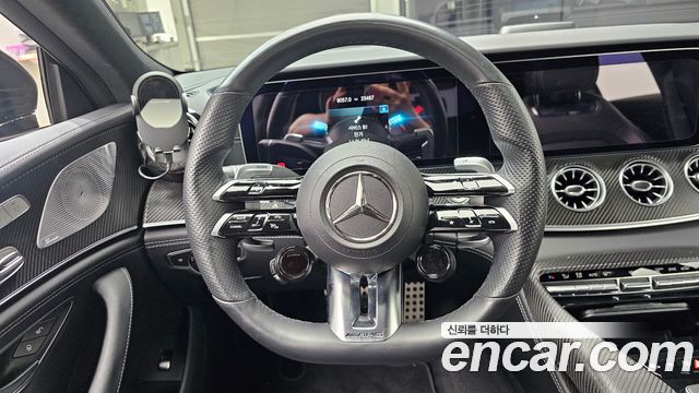 Mercedes-Benz AMG GT 2022 — photo 18