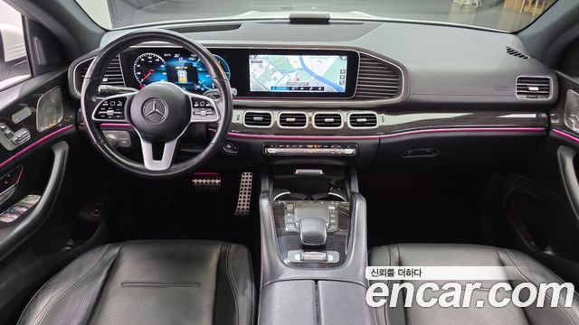 Mercedes-Benz GLE-Class 2021 — photo 10