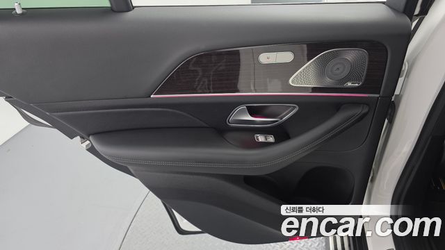 Mercedes-Benz GLE-Class 2021 — photo 15