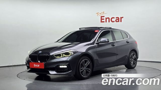 BMW 1-Series 2020 — photo 1