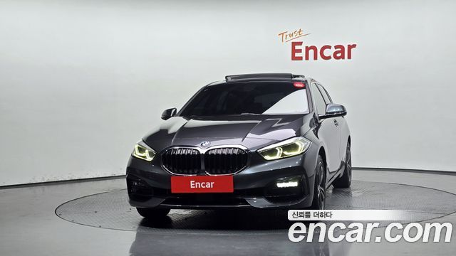 BMW 1-Series 2020 — photo 3