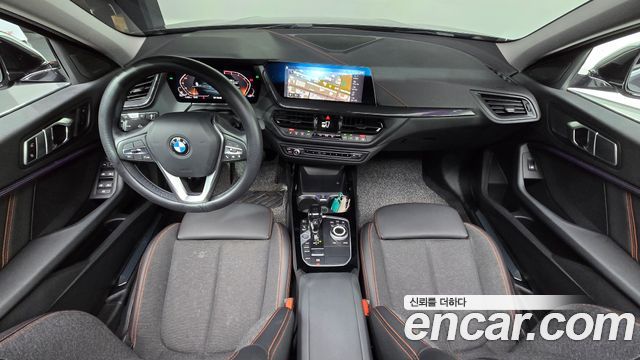 BMW 1-Series 2020 — photo 7