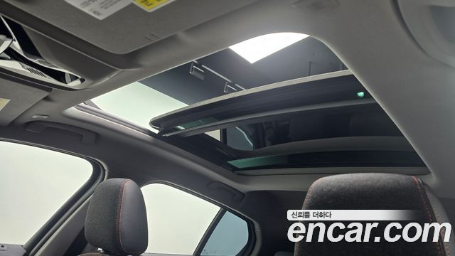 BMW 1-Series 2020 — photo 17