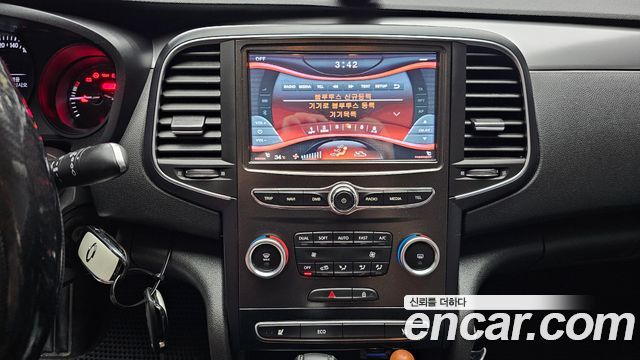 Renault Korea SM6 2019 — photo 20