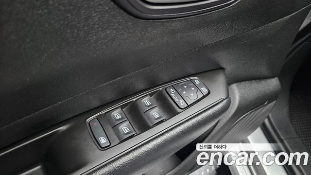 Renault Korea SM6 2019 — photo 28