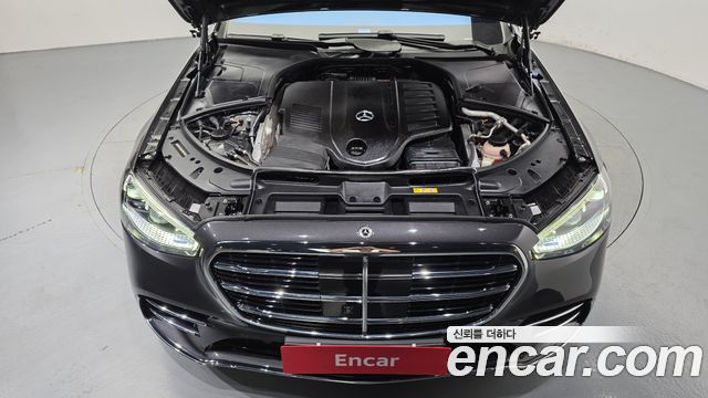 Mercedes-Benz S-Class 2021 — photo 6