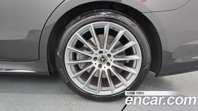 Mercedes-Benz S-Class 2021 — photo 7