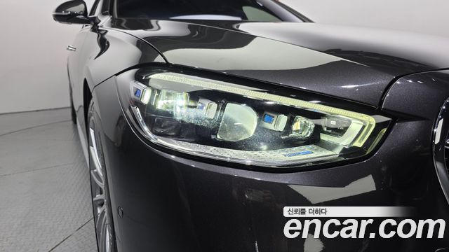 Mercedes-Benz S-Class 2021 — photo 8