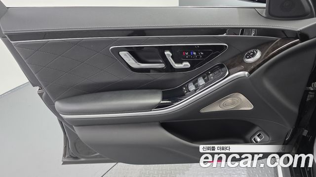 Mercedes-Benz S-Class 2021 — photo 14