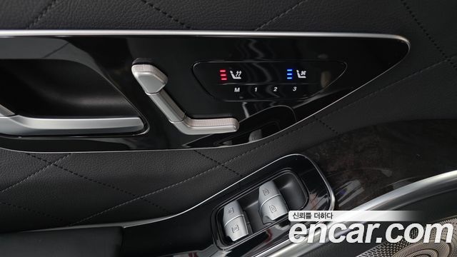 Mercedes-Benz S-Class 2021 — photo 29