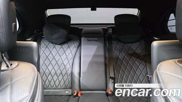 Mercedes-Benz S-Class 2021 — photo 34
