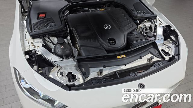 Mercedes-Benz CLS-Class 2021 — photo 6