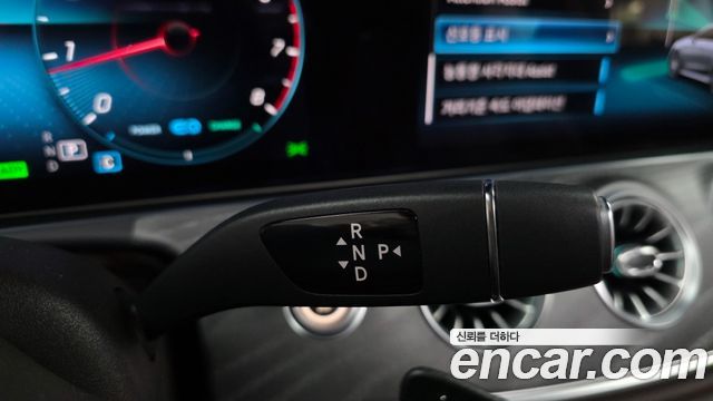 Mercedes-Benz CLS-Class 2021 — photo 12