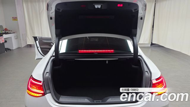 Mercedes-Benz CLS-Class 2021 — photo 26