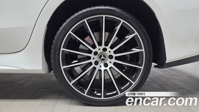 Mercedes-Benz CLS-Class 2021 — photo 7
