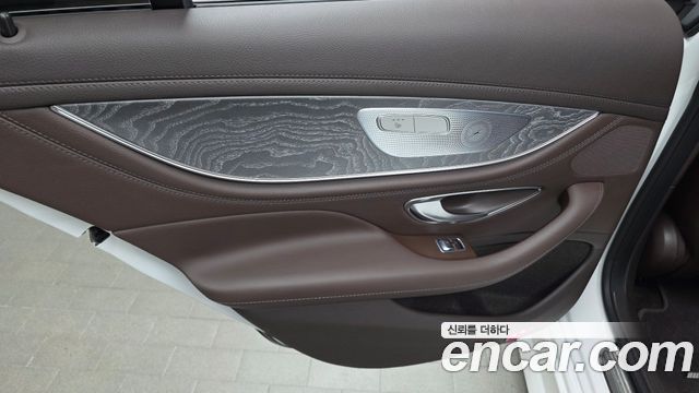 Mercedes-Benz CLS-Class 2021 — photo 15