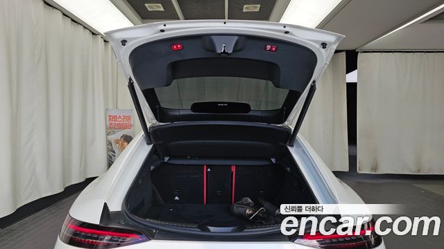 Mercedes-Benz AMG GT 2020 — photo 26