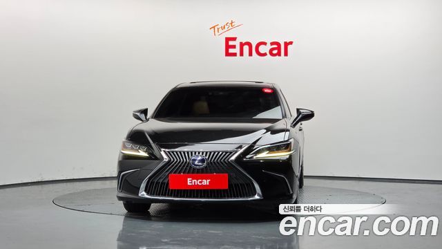 Lexus ES 2021 — photo 3