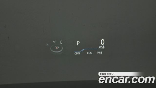 Lexus ES 2021 — photo 31