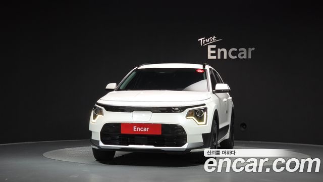 Kia Niro 2023 — photo 3