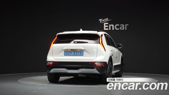 Kia Niro 2023 — photo 4