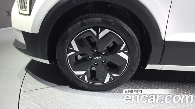 Kia Niro 2023 — photo 5