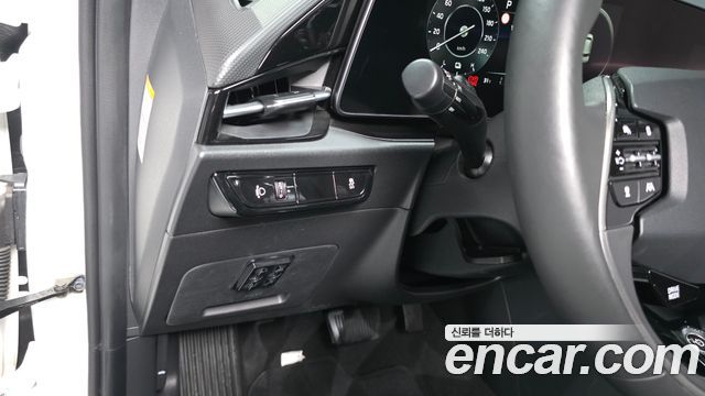 Kia Niro 2023 — photo 20