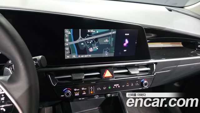 Kia Niro 2023 — photo 21