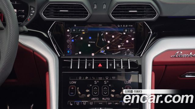 Lamborghini Urus 2024 — photo 23