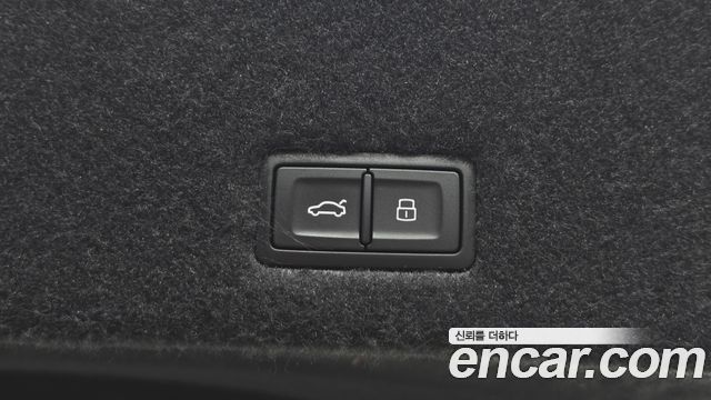 Lamborghini Urus 2024 — photo 26