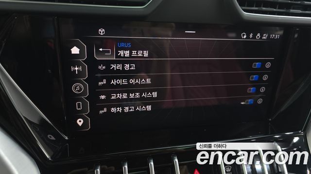Lamborghini Urus 2024 — photo 31