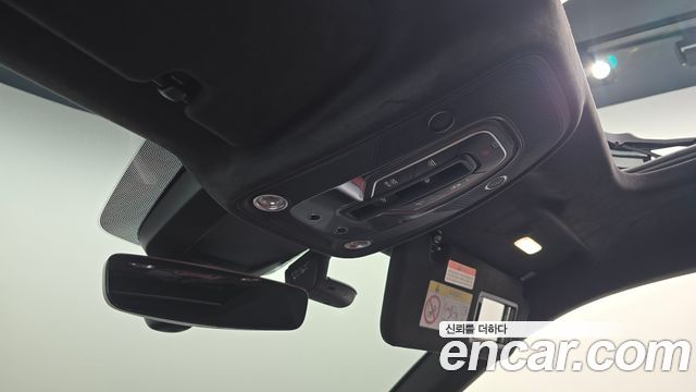 Lamborghini Urus 2024 — photo 33