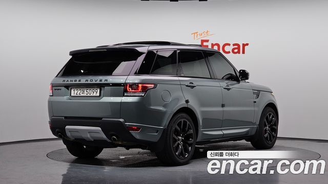Land Rover Range Rover Sport 2016 — photo 2