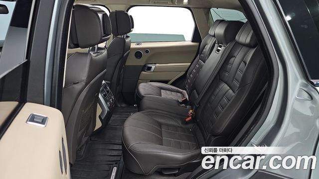 Land Rover Range Rover Sport 2016 — photo 17