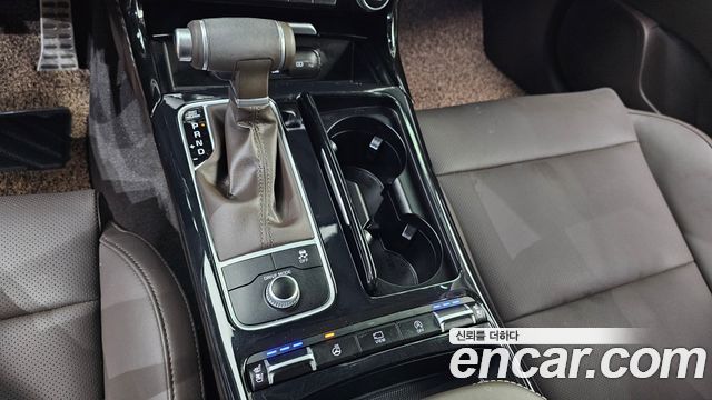 Kia Stinger 2018 — photo 12