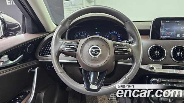 Kia Stinger 2018 — photo 19