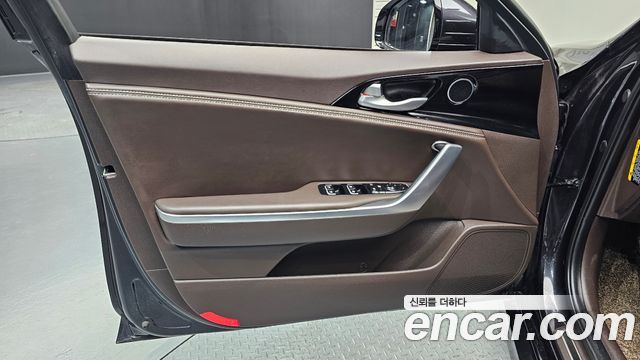 Kia Stinger 2018 — photo 14