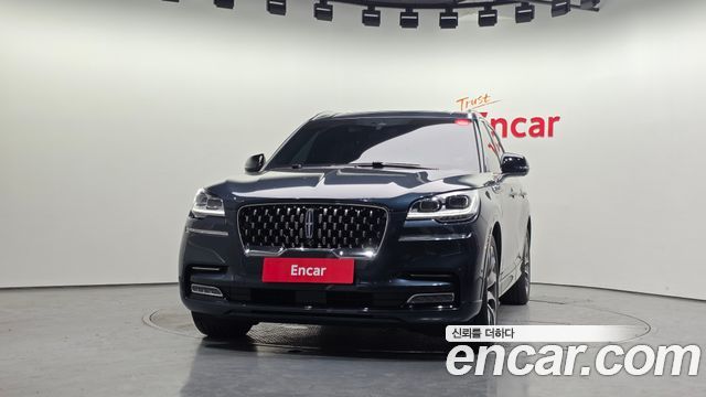 Lincoln Aviator 2022 — photo 3