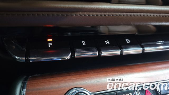 Lincoln Aviator 2022 — photo 9