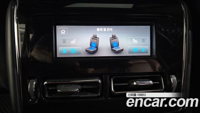 Lincoln Aviator 2022 — photo 18