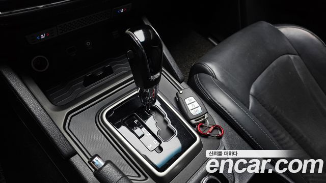 KG Mobility Rexton 2018 — photo 12