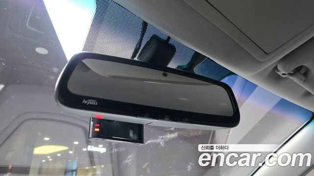 KG Mobility Rexton 2018 — photo 25