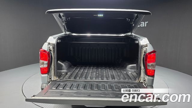 KG Mobility Rexton 2018 — photo 26