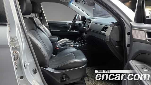 KG Mobility Rexton 2018 — photo 16