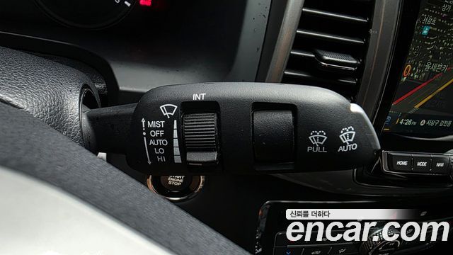 KG Mobility Rexton 2018 — photo 28