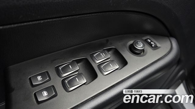KG Mobility Rexton 2018 — photo 30