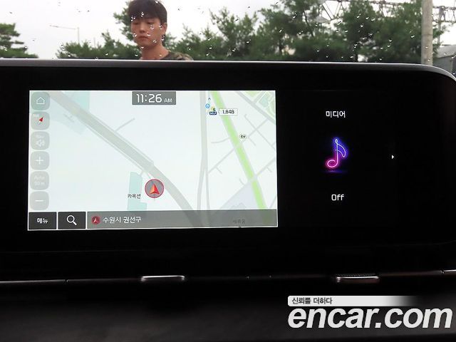 Kia Canival 2021 — photo 14