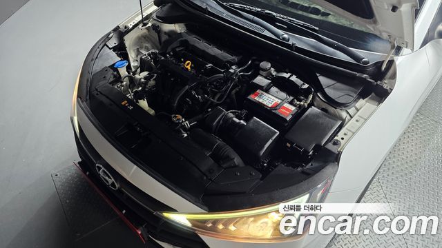 Hyundai AVANTE 2019 — photo 6